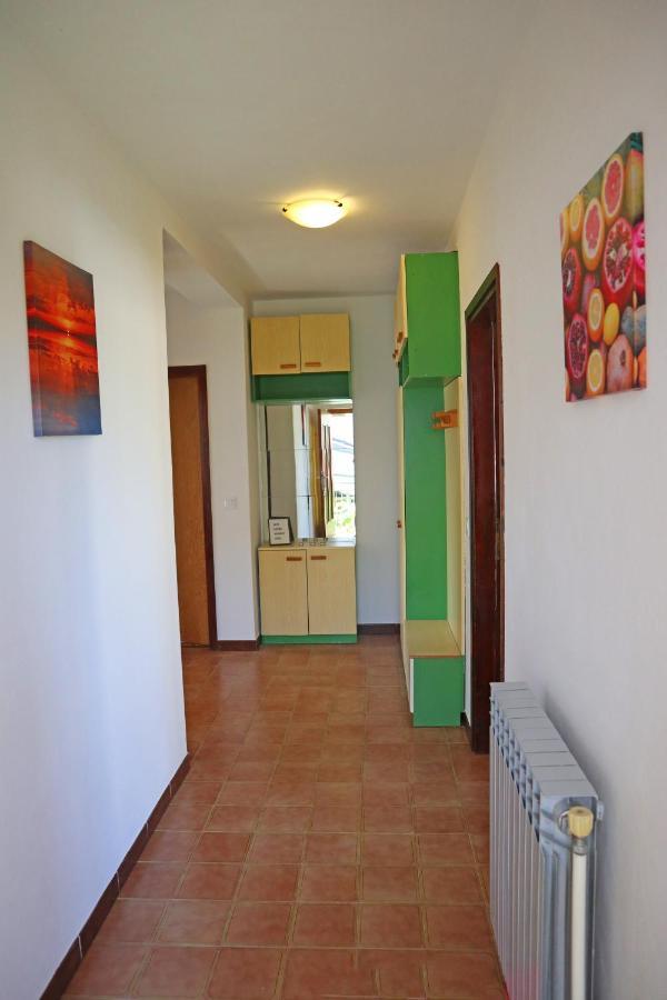 Apartman Slavko Apartment Tar-Vabriga Exterior photo